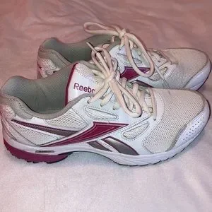 Reebok Double Hall Women s Running Walking Comfort Shoes White Pink Size 8.5